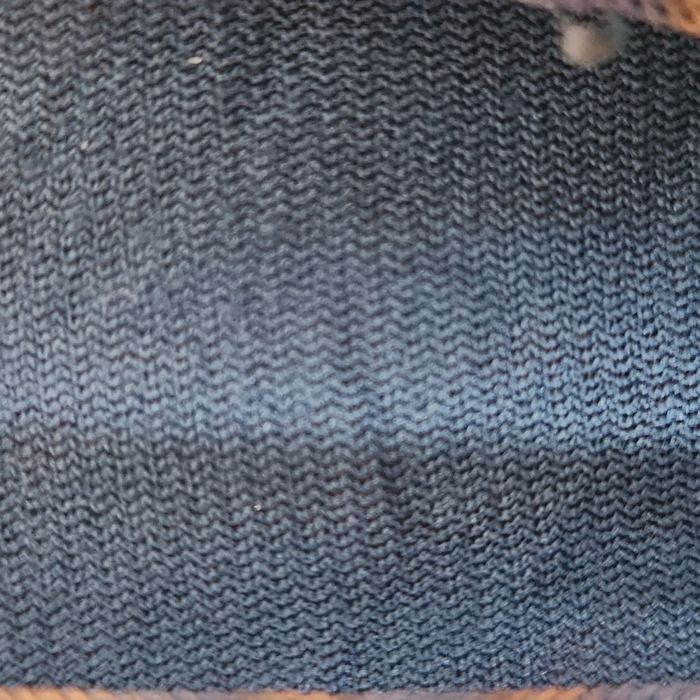 Top - Picture 4 of 4
